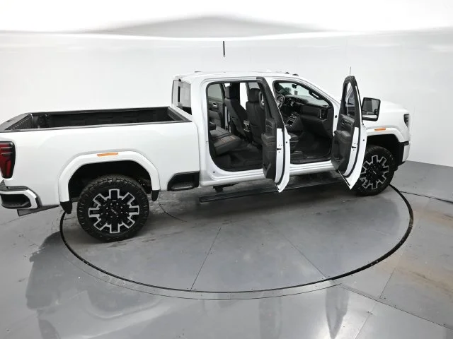 Used 2024 Summit White GMC AT4 image 45