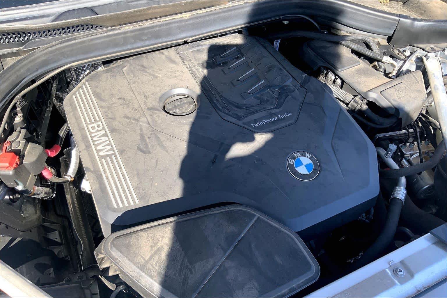 Used 2024 Skyscraper Grey Metallic BMW xDrive30i image 32