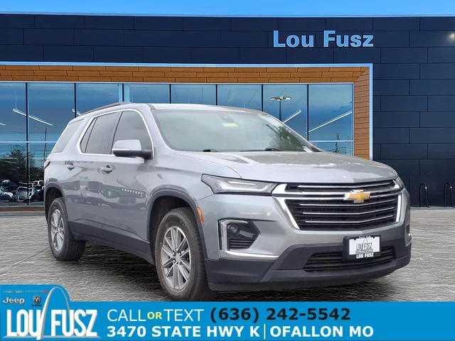 2023 Chevrolet Traverse LT Cloth