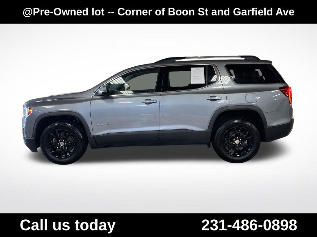 Used 2023 Silver GMC SLT image 2