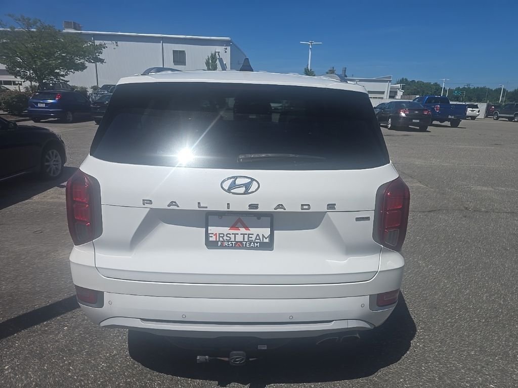 Used 2021 White Hyundai Limited image 6