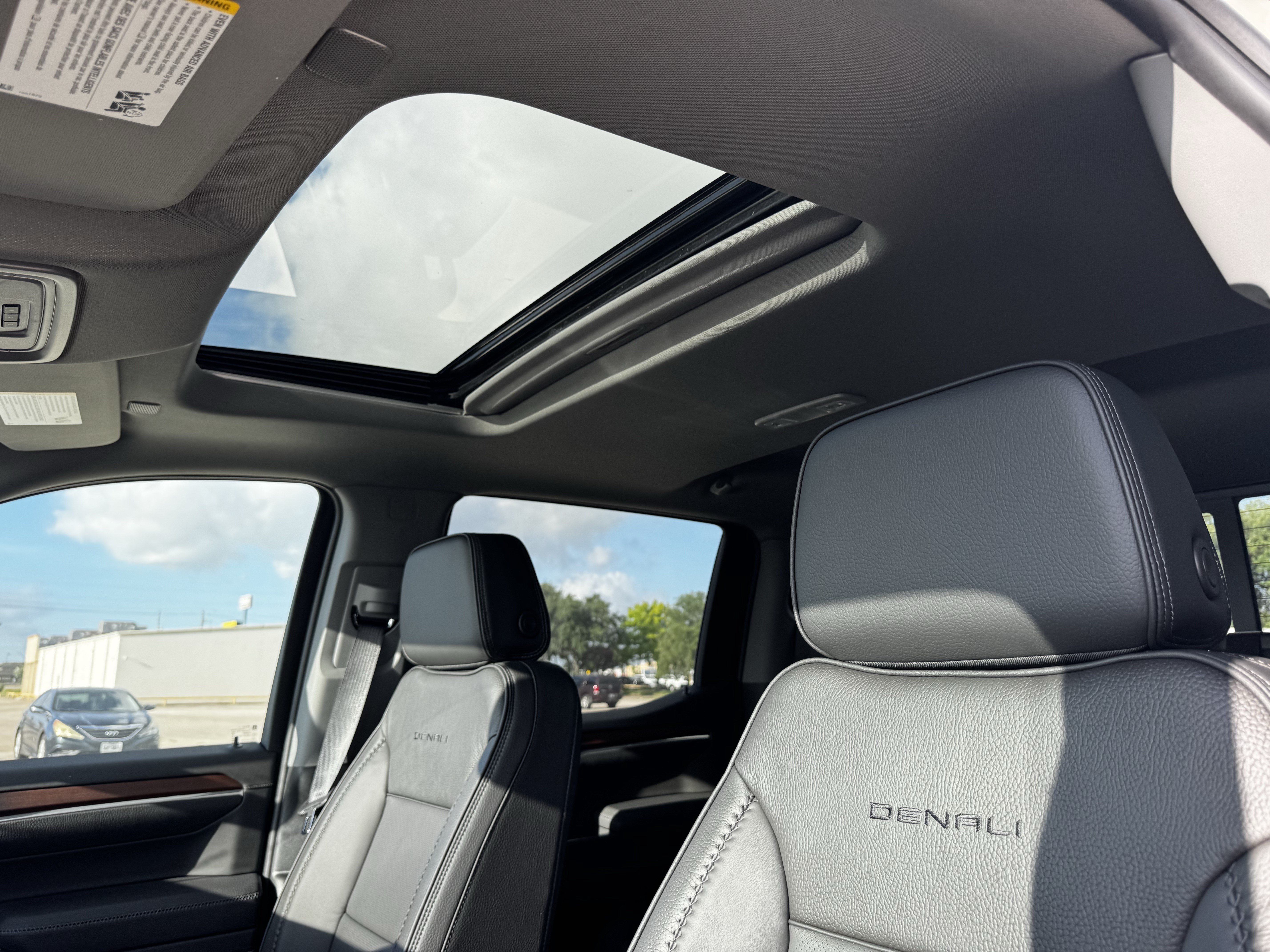 2026 GMC Sierra 1500 Denali - Photo 18