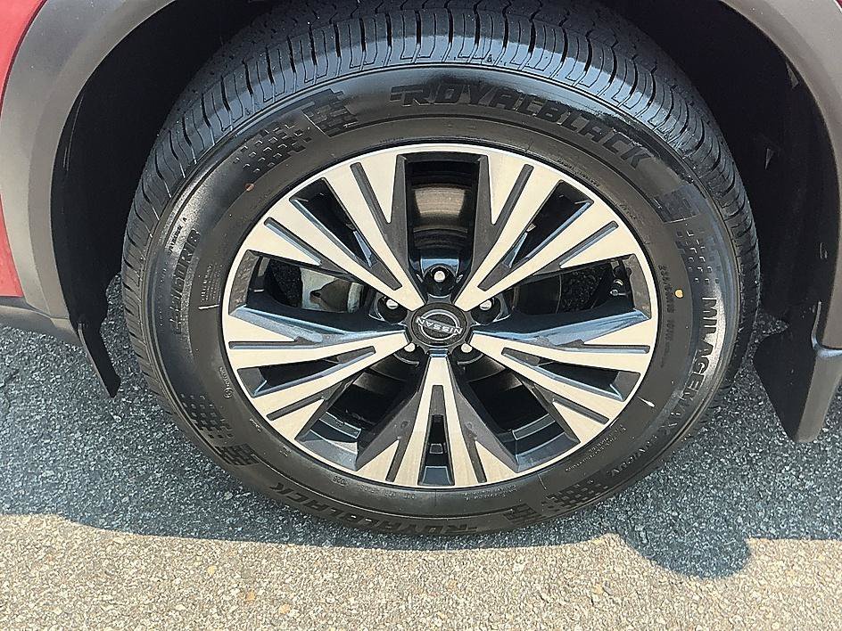 Certified Used 2023 Scarlet Ember Tintcoat Nissan SV image 8