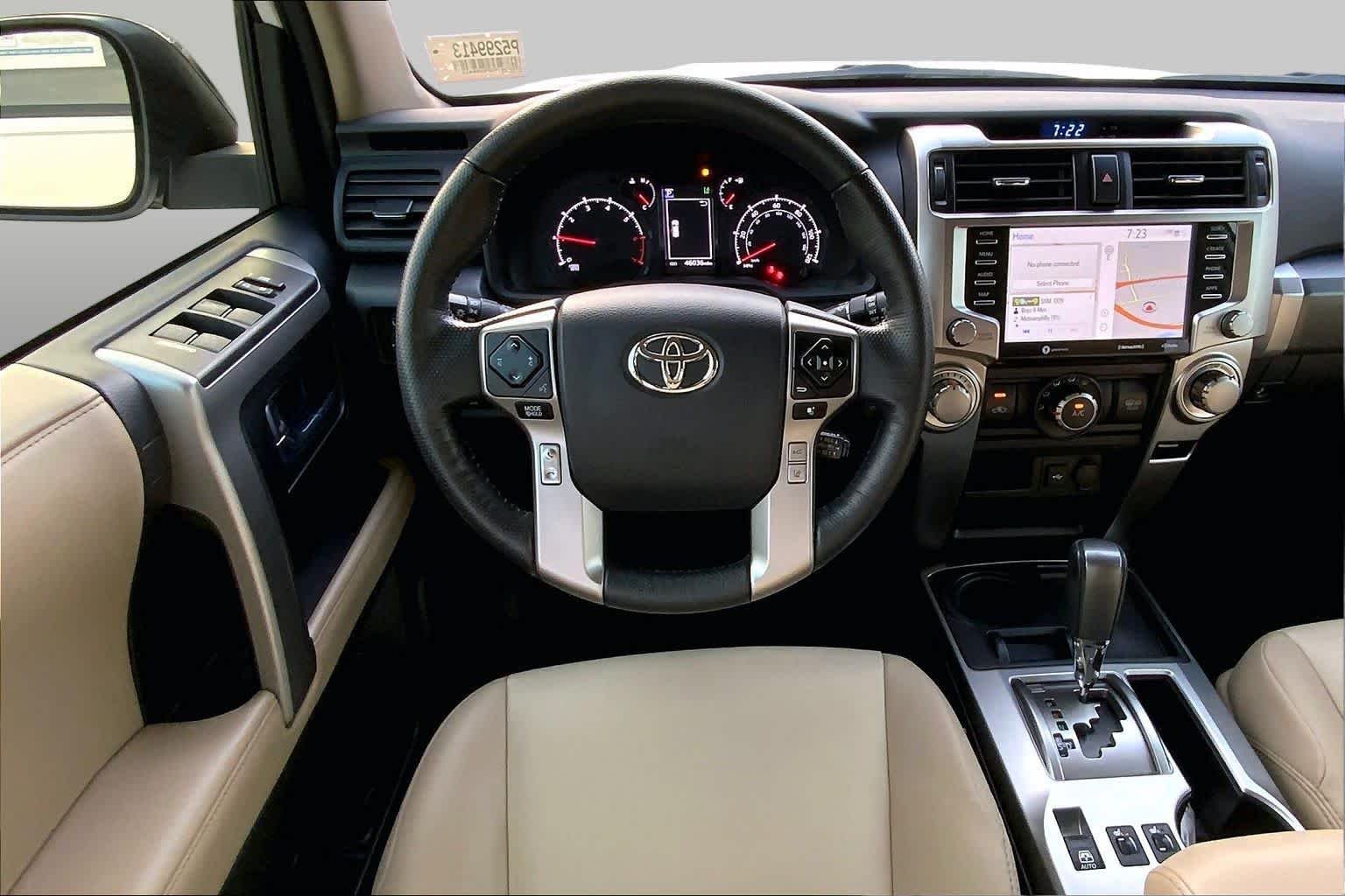 Used 2023 Ice Cap Toyota SR5 Premium image 6