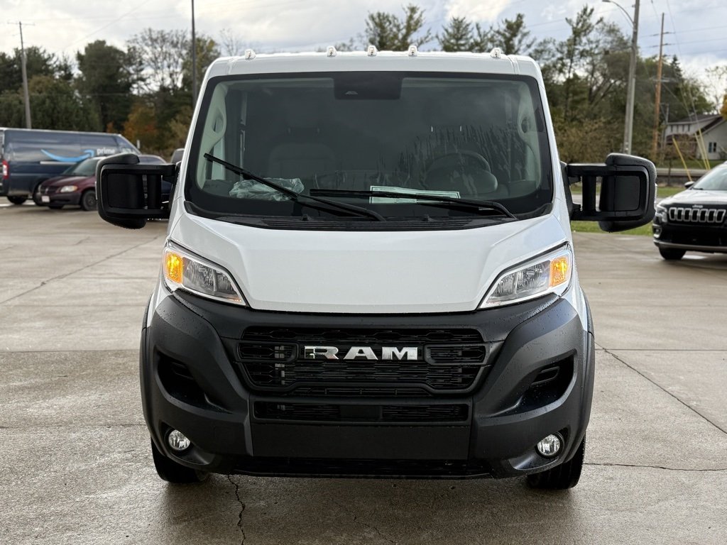 2026 Ram ProMaster 3500 Cutaway photo 2