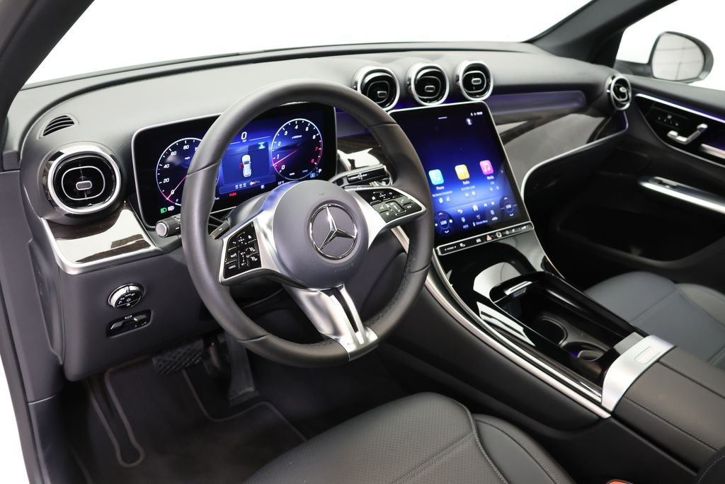 Certified Used 2026 Polar White Mercedes-Benz GLC 300 image 36