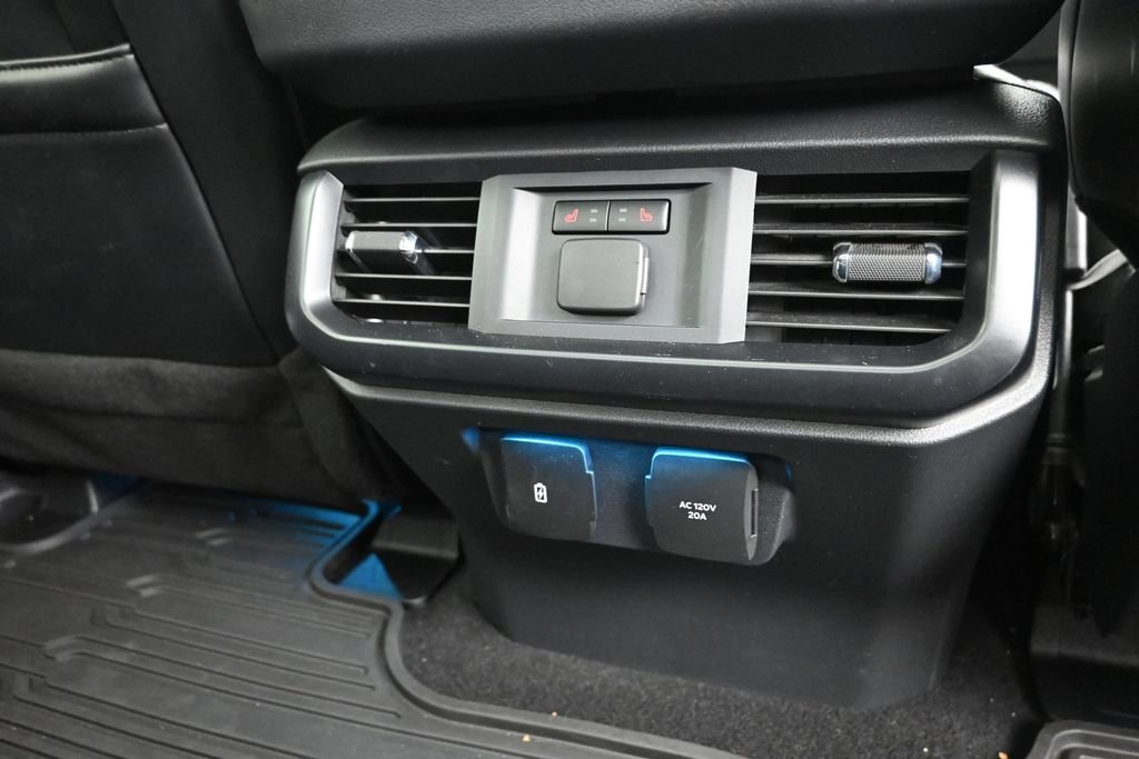 Used 2024 White Ford Raptor image 11