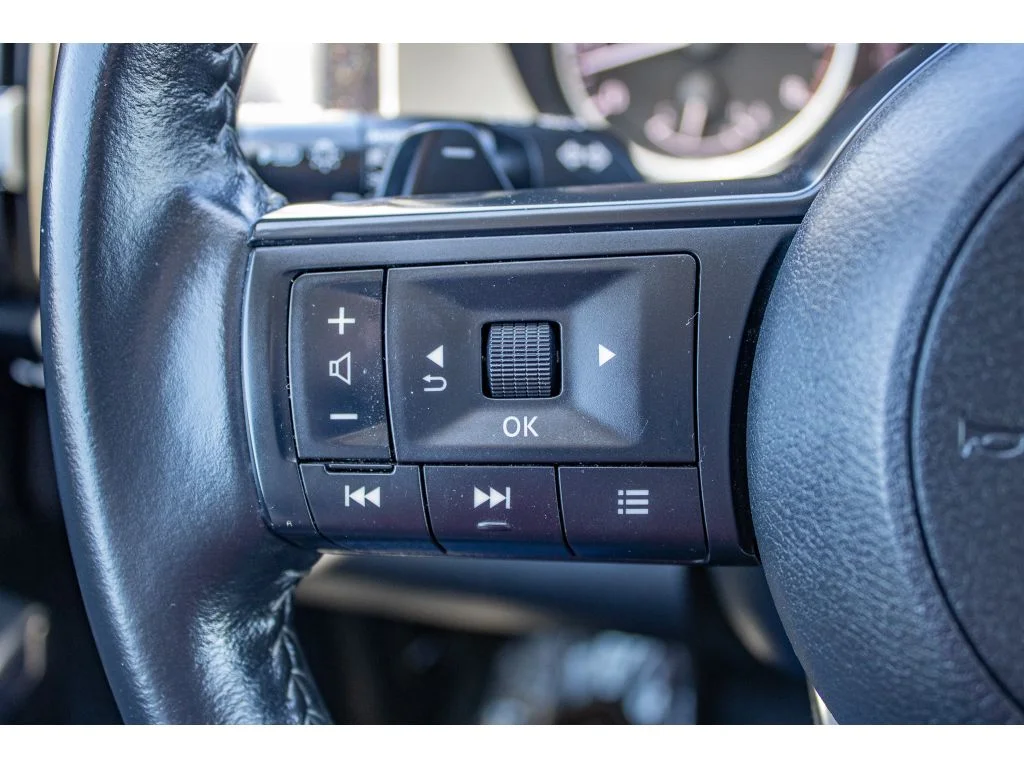 Used 2024 Brilliant Silver Metallic Nissan SV image 41
