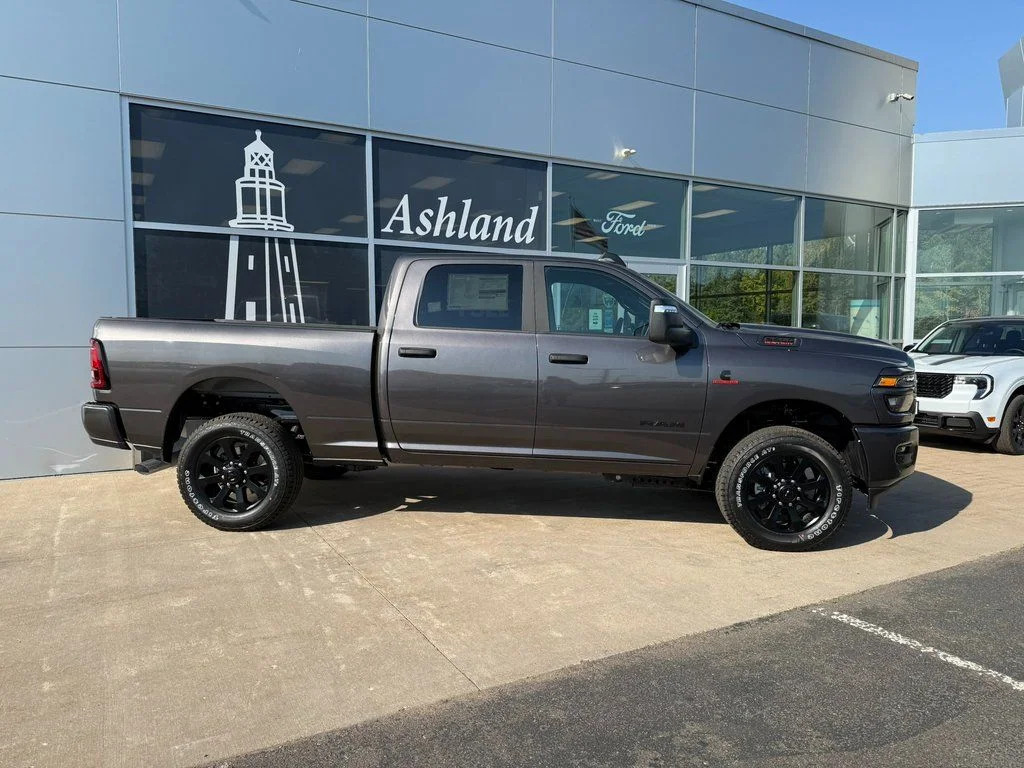 2026 RAM 2500 Big Horn - Photo 2