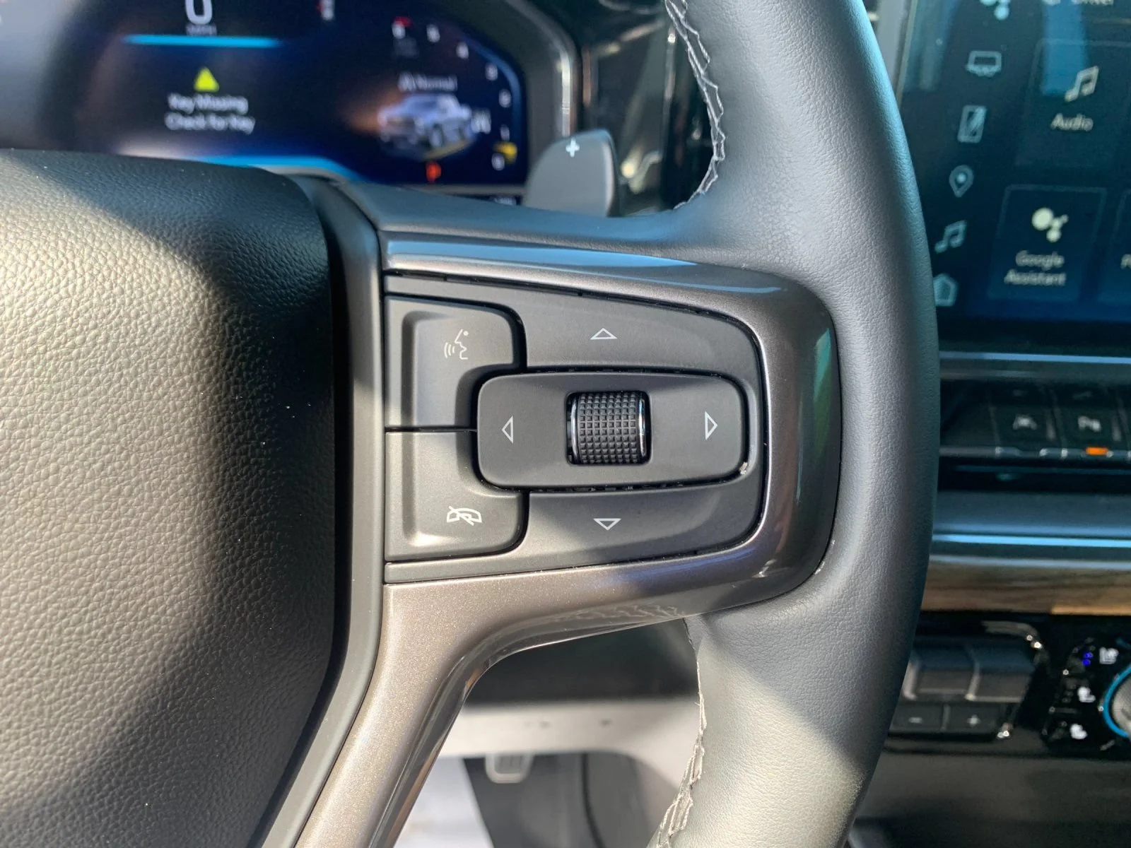 Used 2024 Radiant Red Tintcoat Chevrolet High Country image 27