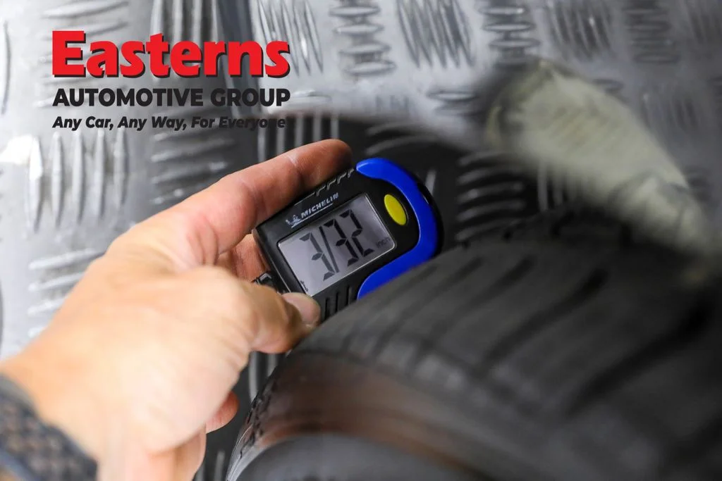 Used 2023 Black Nissan 2.5 SV image 25
