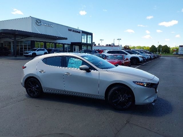 2026 Mazda CX-3 Premium MT 5-Door SKYACTIV's photo