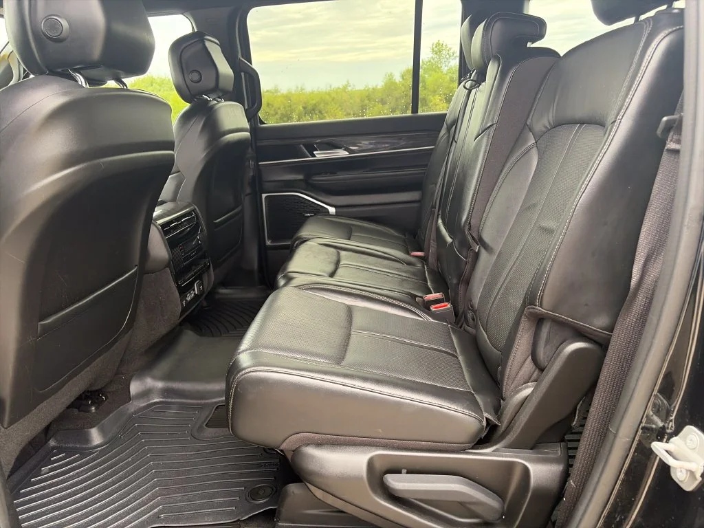 2022 Jeep Wagoneer Series II - Photo 29