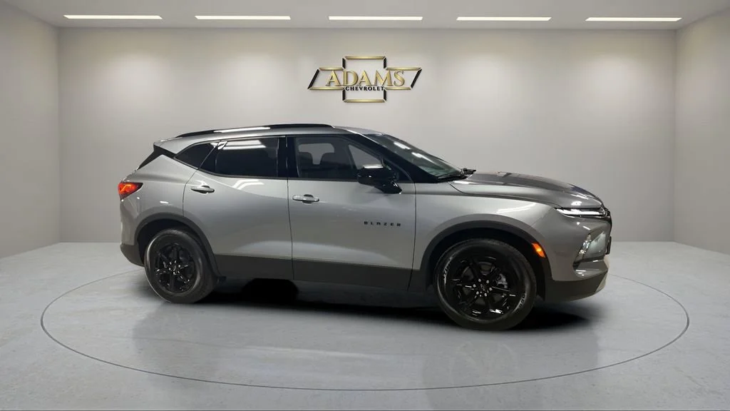 2025 Chevrolet Blazer 2LT - Photo 9