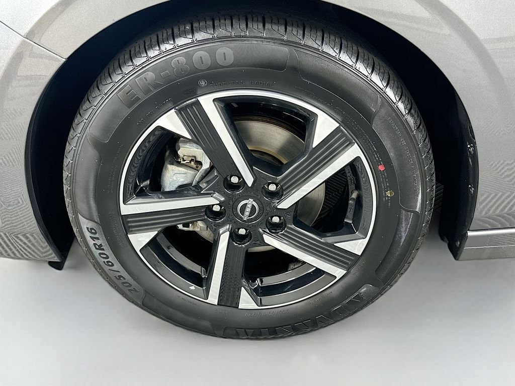 Used 2024 Gun Metallic Nissan SV image 29