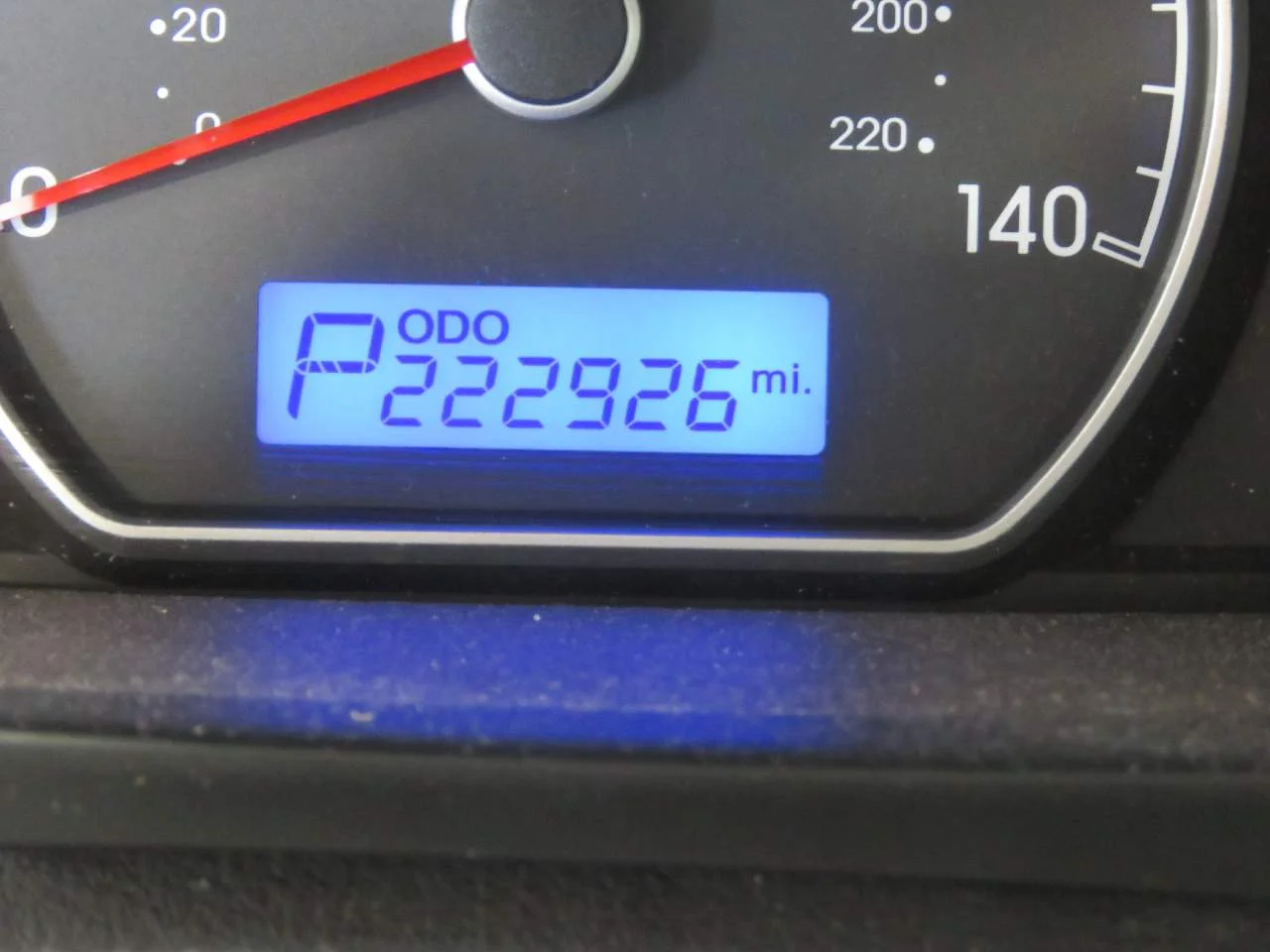 Used 2010 Regatta Blue Hyundai GLS image 10