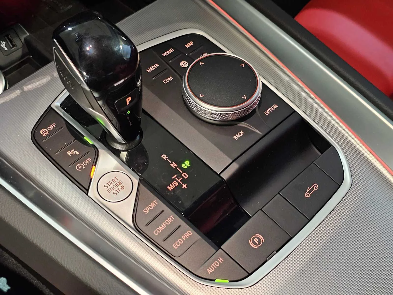 New 2026 Alpine White BMW sDrive30i image 20