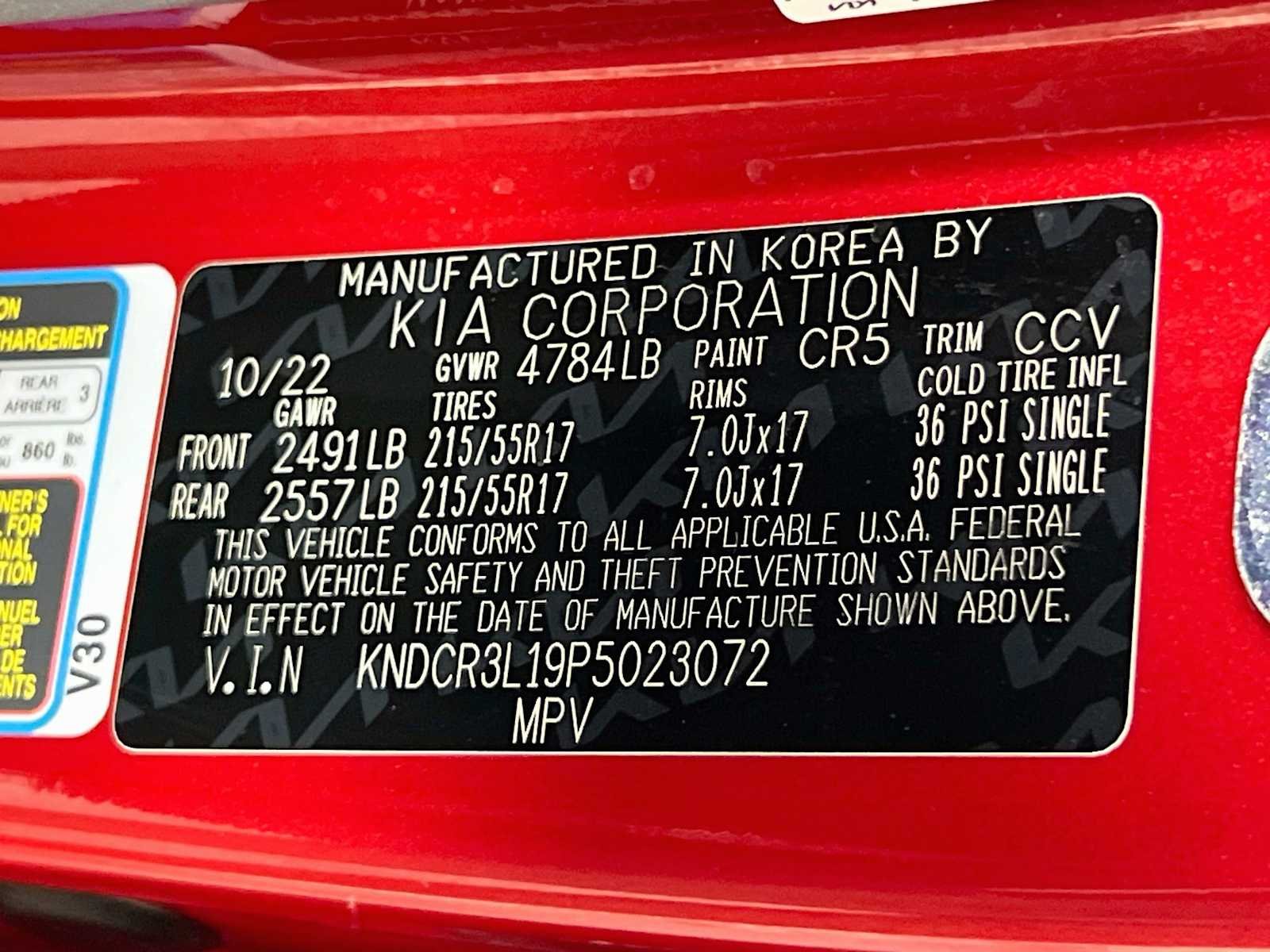 Used 2023 Runway Red Kia Wind image 32