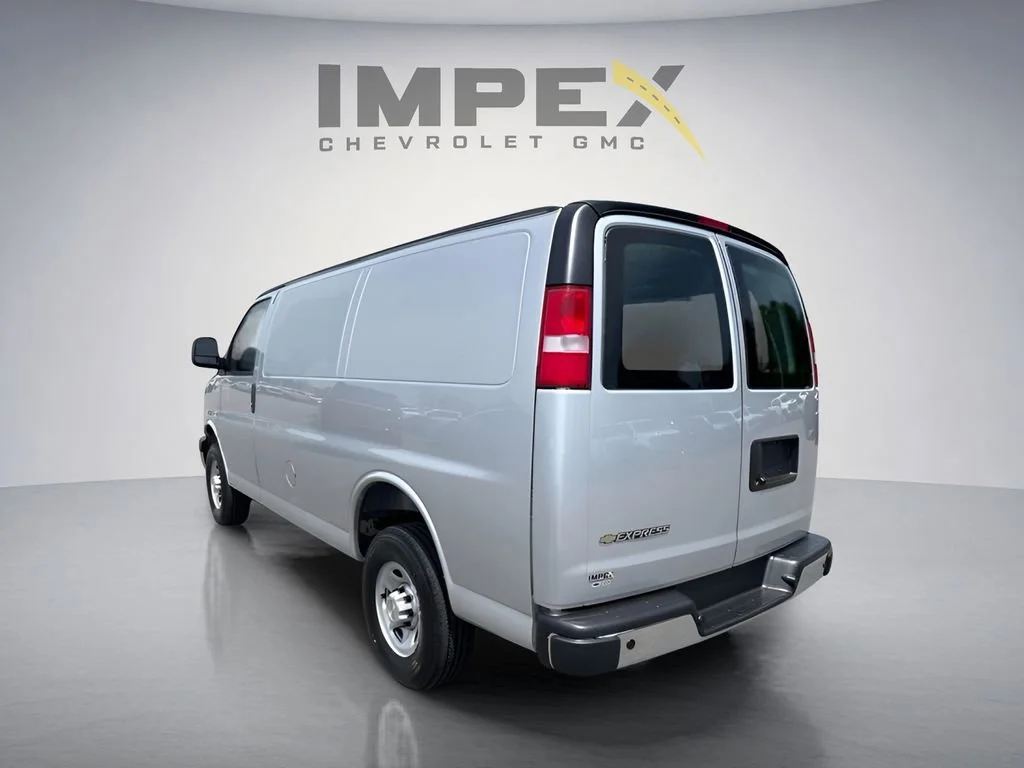 New 2026 Silver Ice Metallic Chevrolet WT image 3