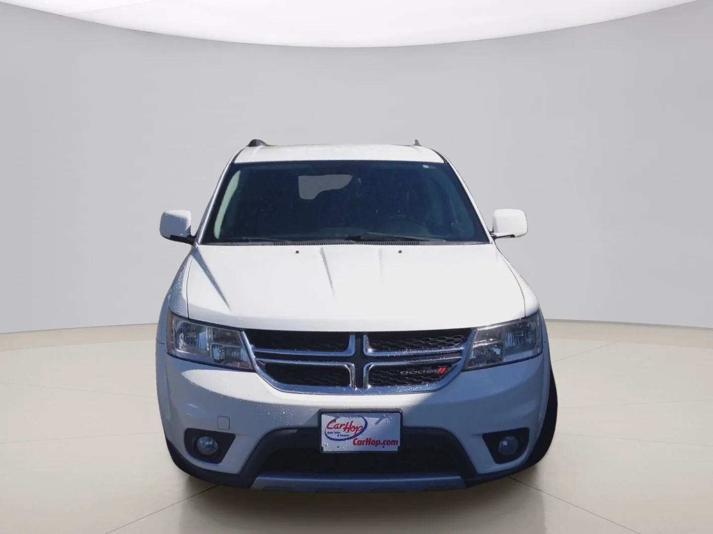 Used 2016 White Dodge SXT image 8