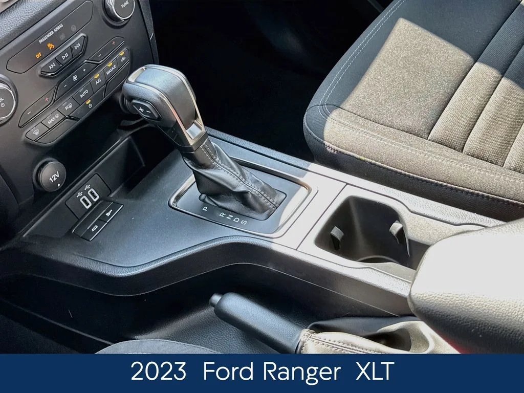 Used 2023 Blue Ford XLT image 32