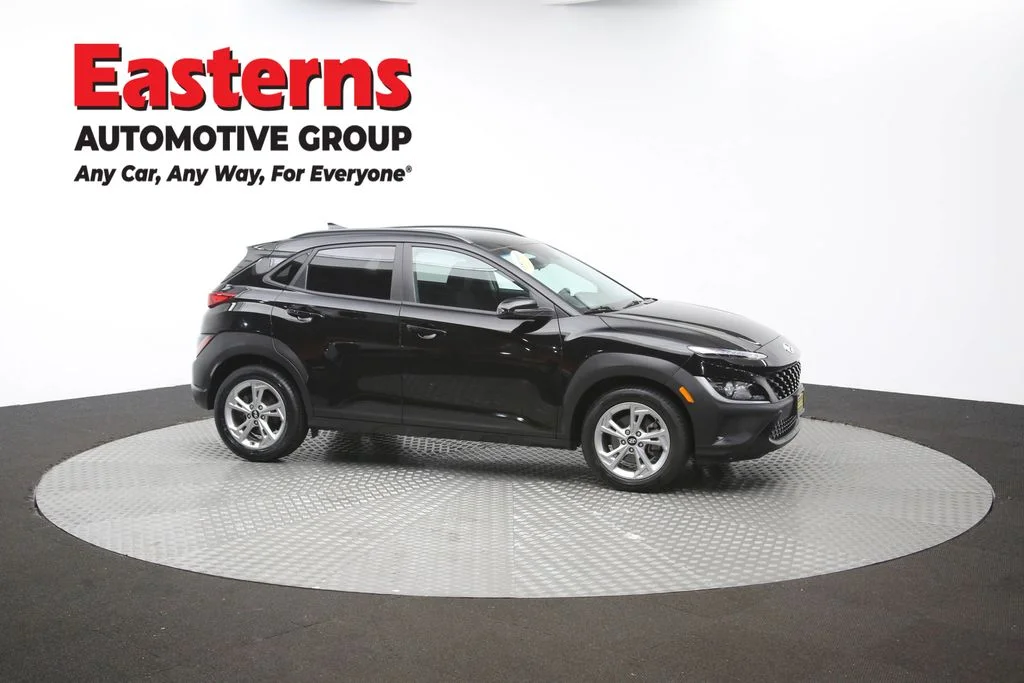 Used 2023 Black Hyundai SEL image 45