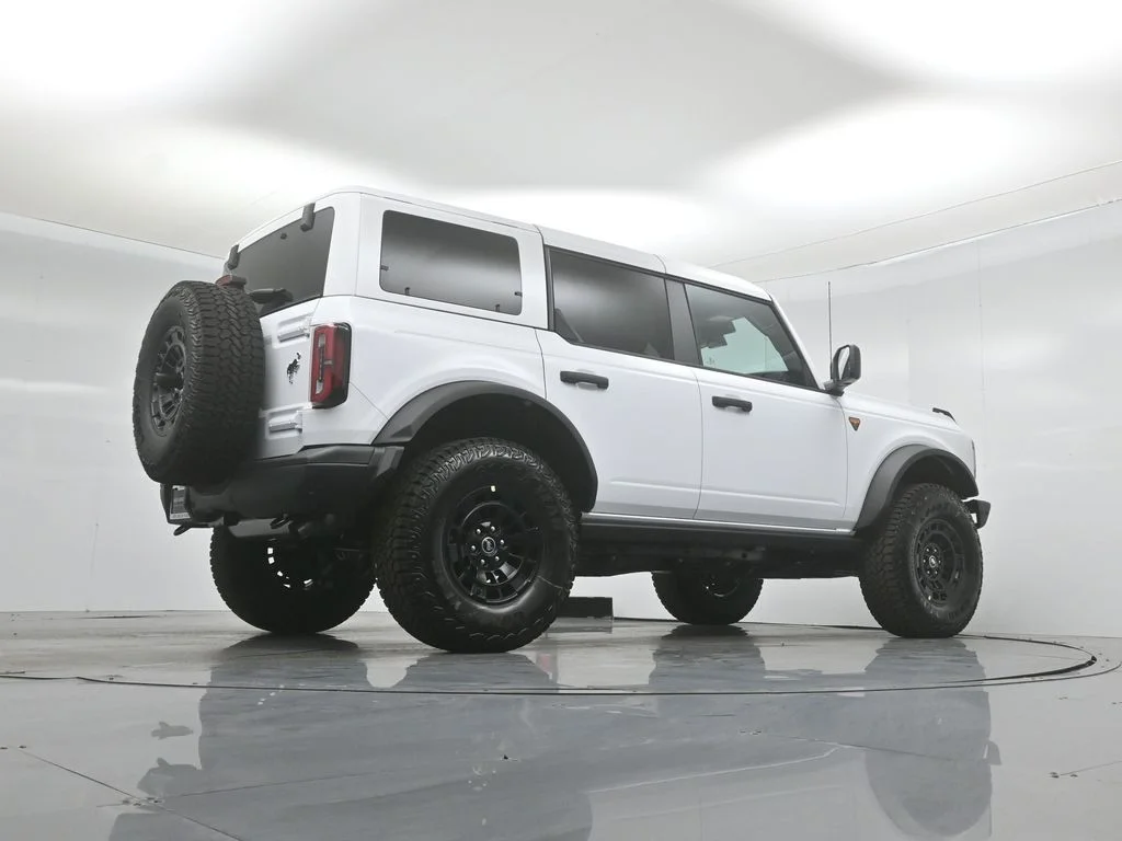 New 2026 Oxford White Ford Badlands image 46