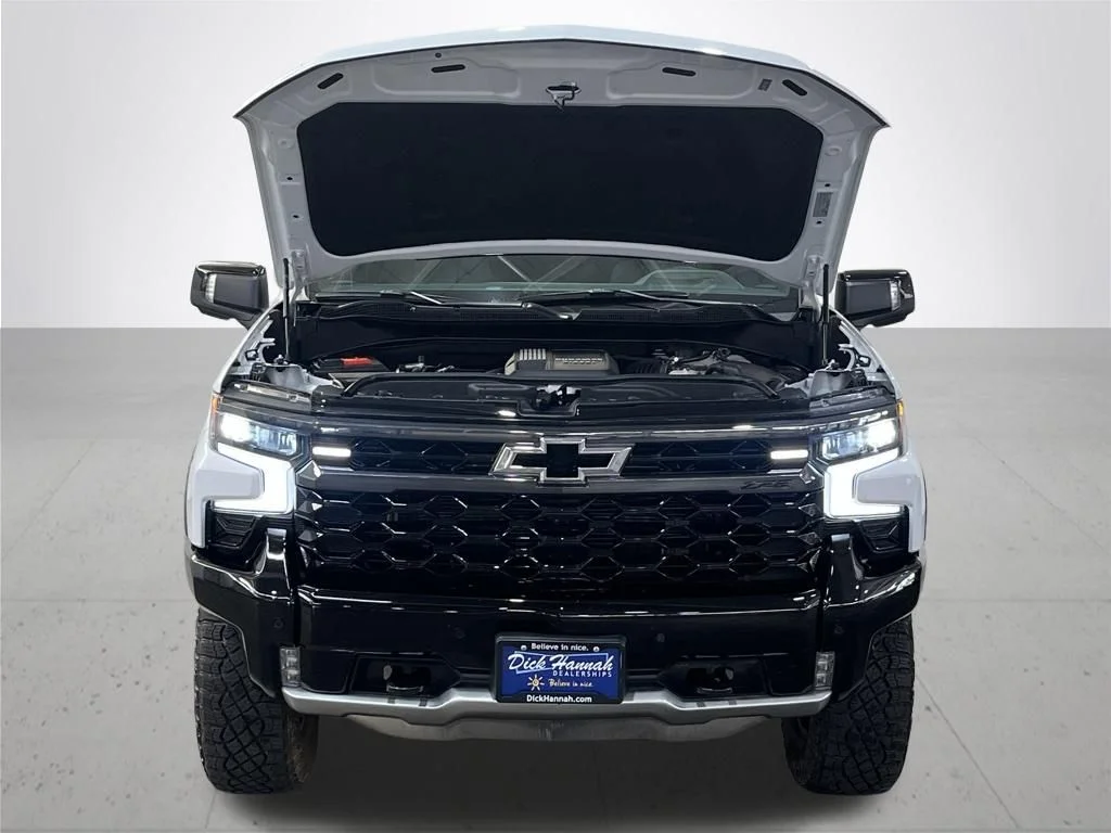 Used 2026 White Chevrolet ZR2 image 5