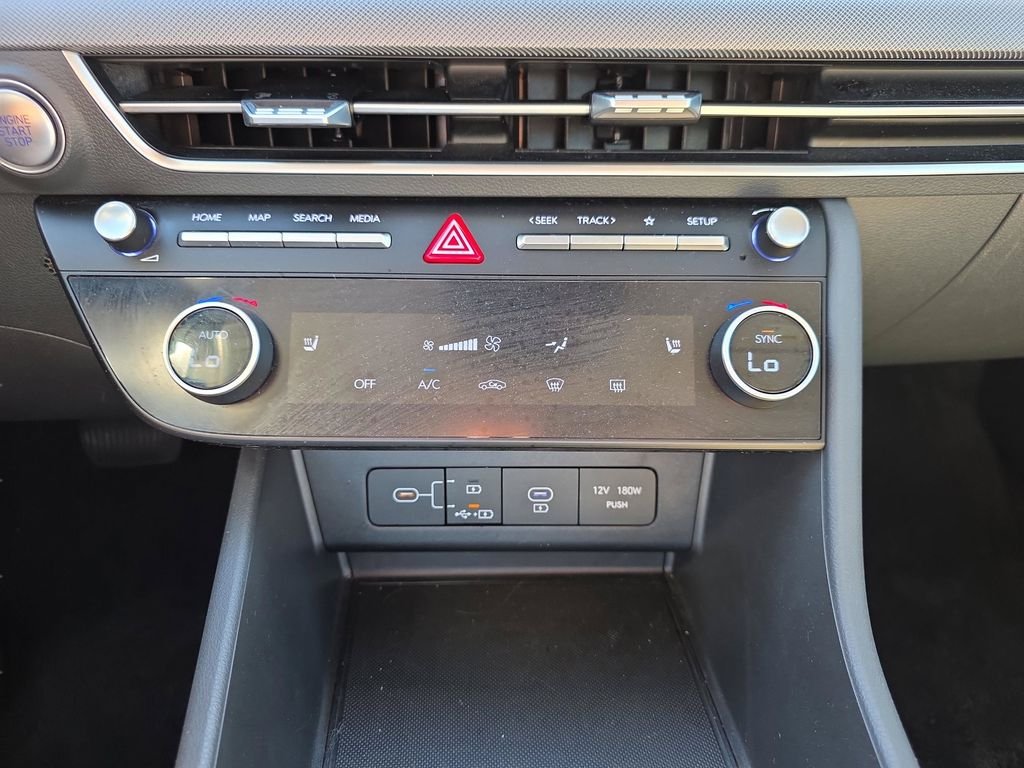 2025 Hyundai Sonata SEL - Photo 26