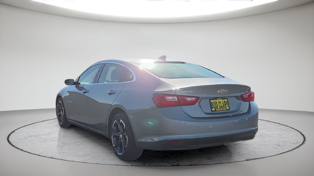 Used 2023 Gray Chevrolet LT image 9