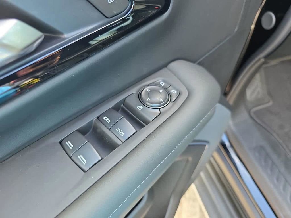 2026 Chevrolet Tahoe LS - Photo 15
