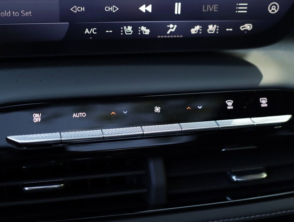 2026 Buick Enclave Avenir - Photo 23