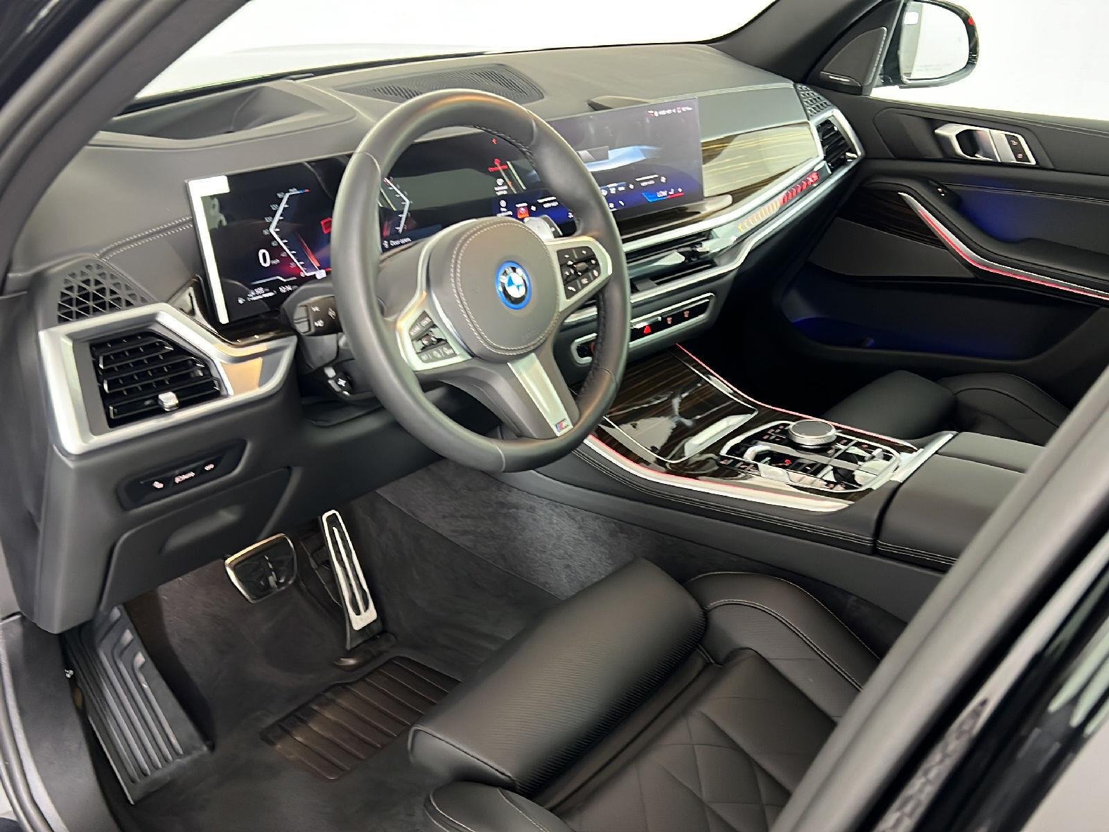 New 2026 Black Sapphire Metallic BMW xDrive50e image 9