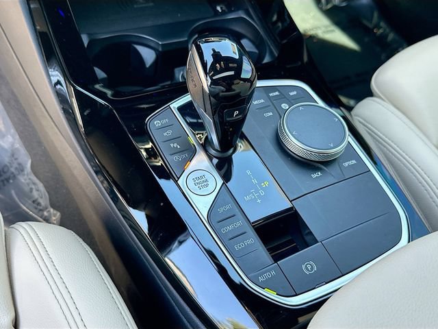 Used 2023 Dark Graphite Metallic BMW sDrive30i image 5