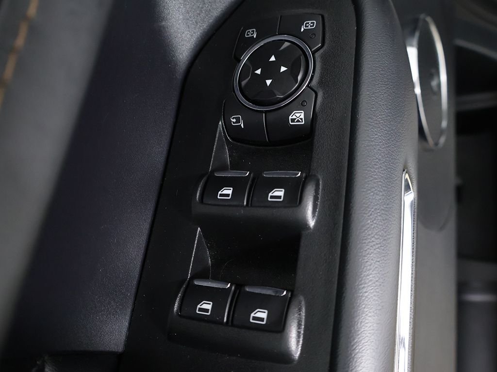 Used 2020 White Ford Platinum image 41