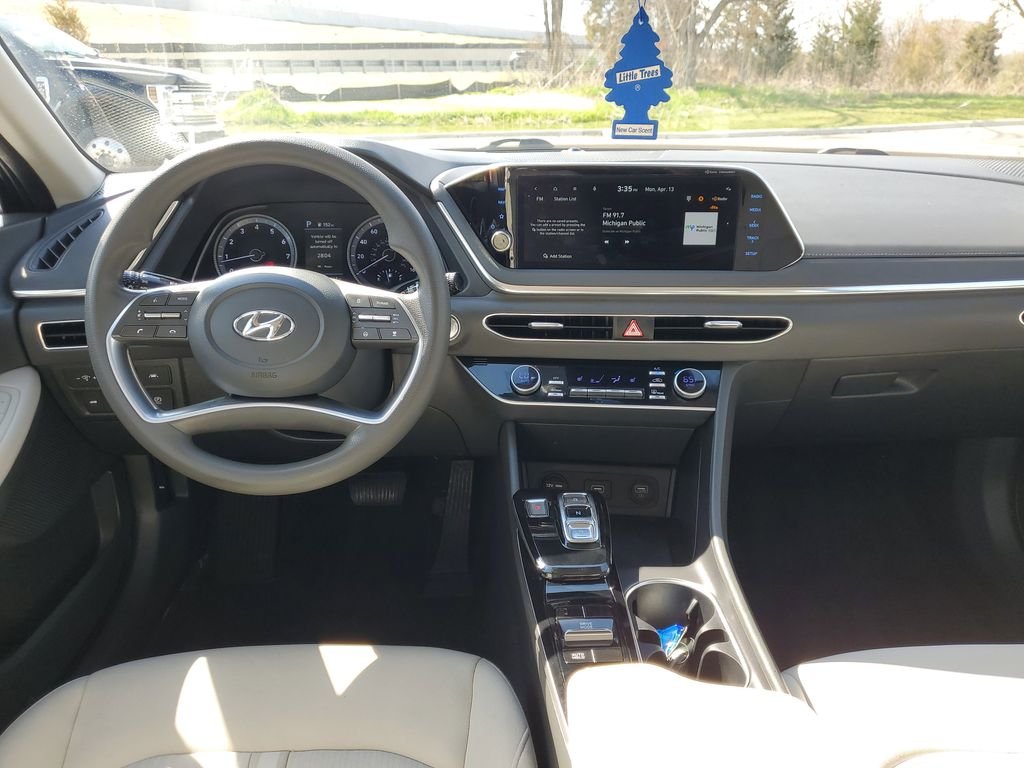 Used 2023 Carbon Blue Hyundai SEL image 11