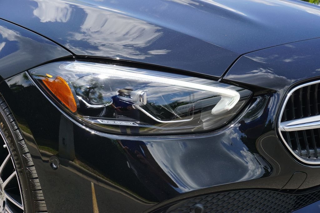 2025 Mercedes-Benz C-Class Sedan C 300 - Photo 10