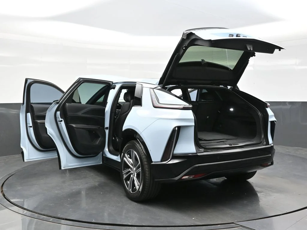 Used 2024 Blue Cadillac Luxury image 43