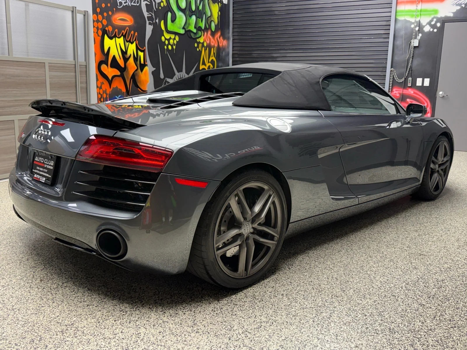 Used 2015 Daytona Gray Pearl Effect (6y) Audi 4.2 QUATTRO SPYDER image 6