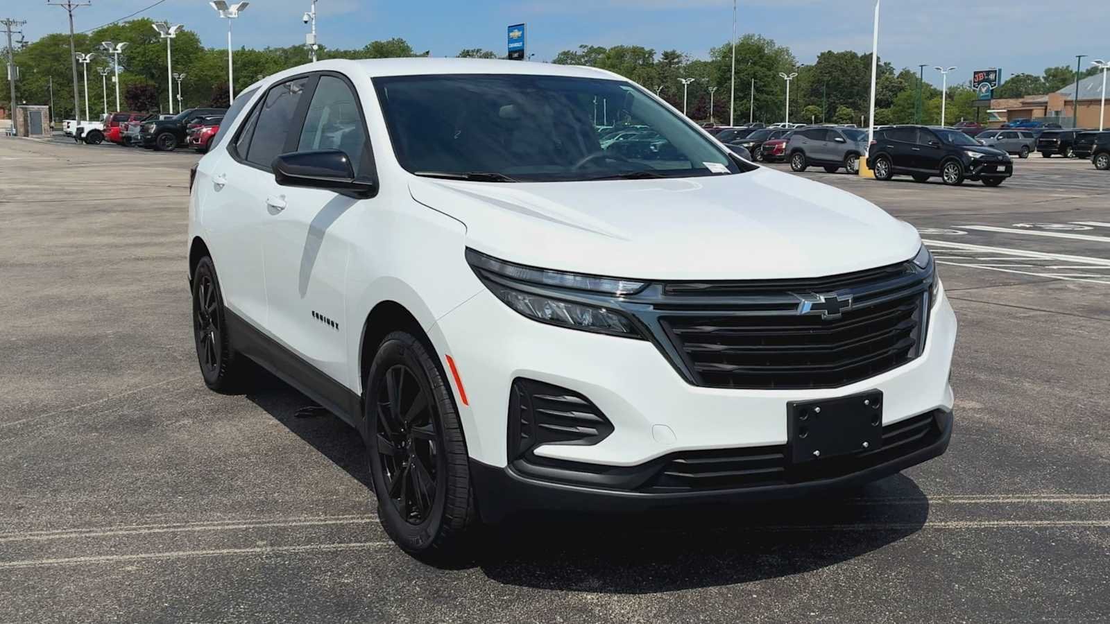 2024 Chevrolet Equinox LS - Photo 8