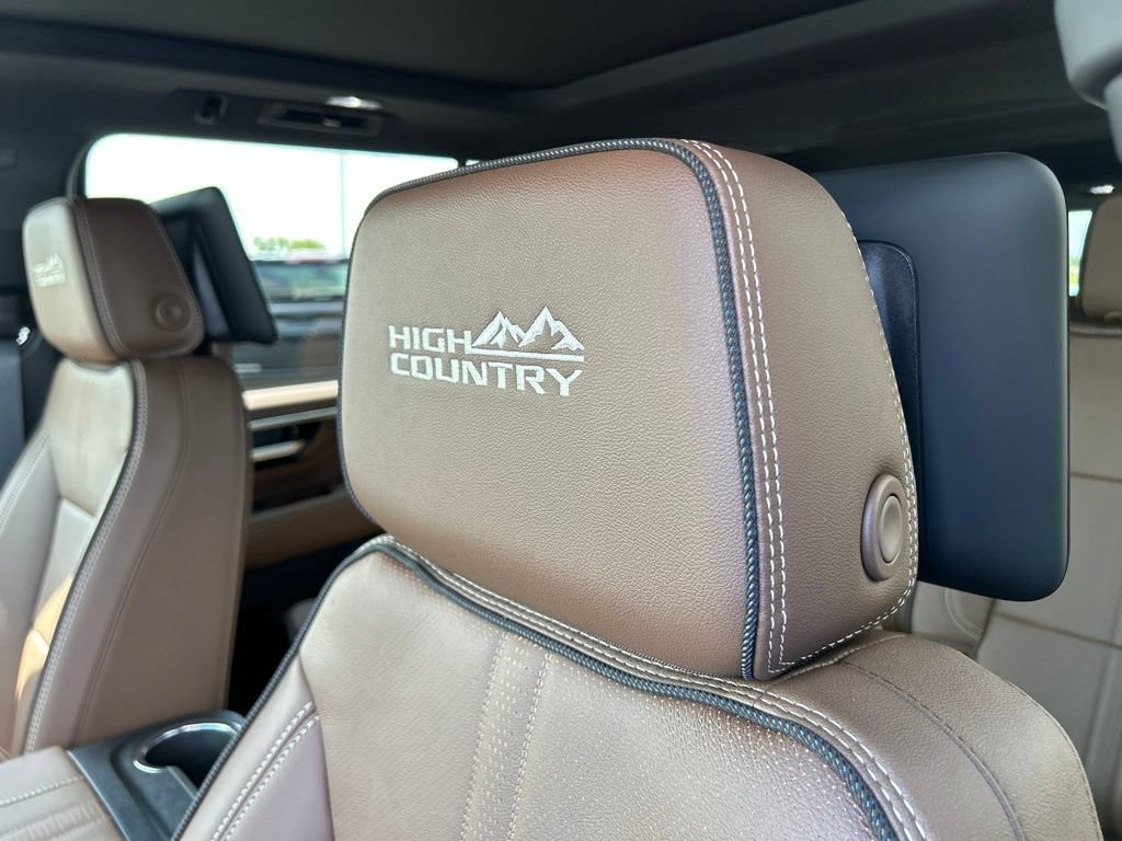 2026 Chevrolet Suburban High Country - Photo 20