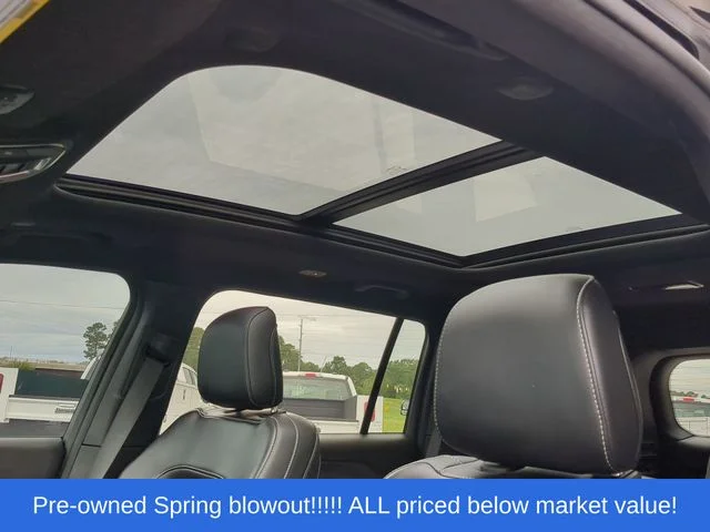 Used 2024 Black Jeep Limited image 25
