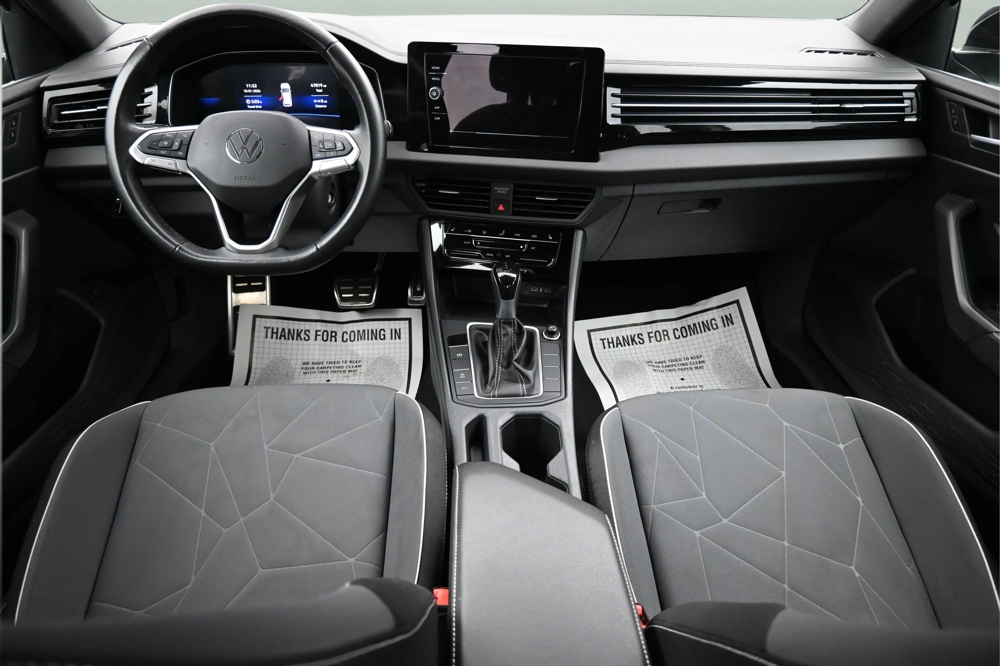 Used 2025 White Volkswagen Sport image 24