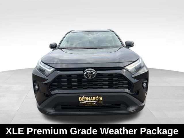 Used 2023 Black Toyota XLE Premium image 3