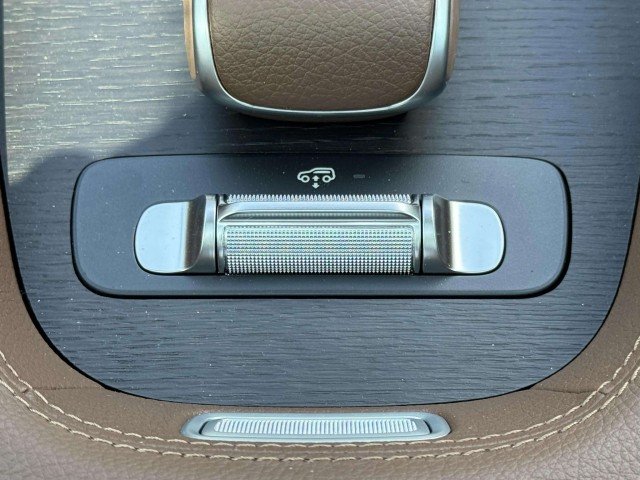 2026 Mercedes-Benz GLS Base - Photo 34