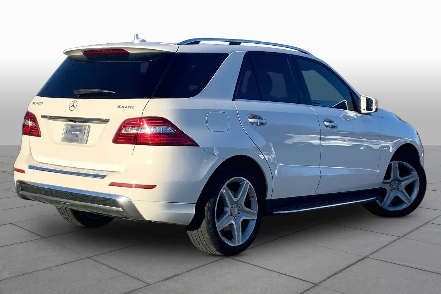 Used 2015 Polar White Mercedes-Benz ML 400 image 13