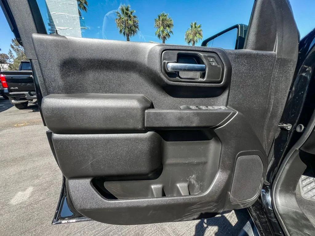 Used 2024 Black Chevrolet Custom image 19