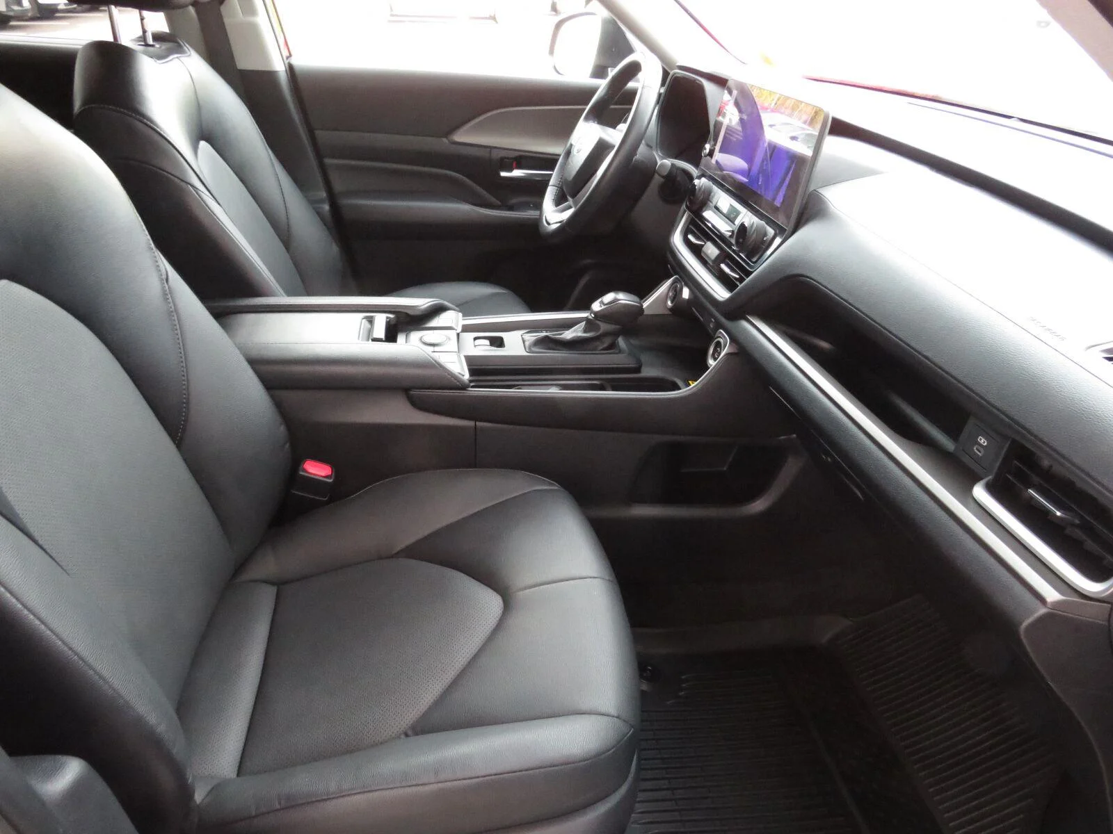 Used 2024 Blueprint Toyota XLE image 26