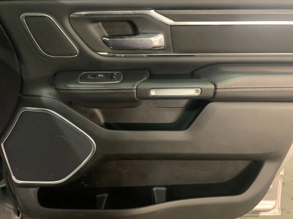 Used 2024 Silver Ram Laramie image 19