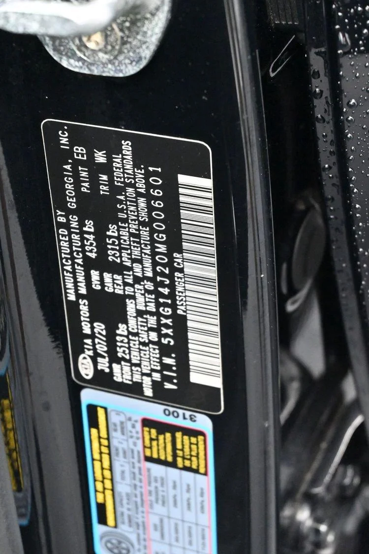 Used 2021 Ebony Black Kia LXS image 34